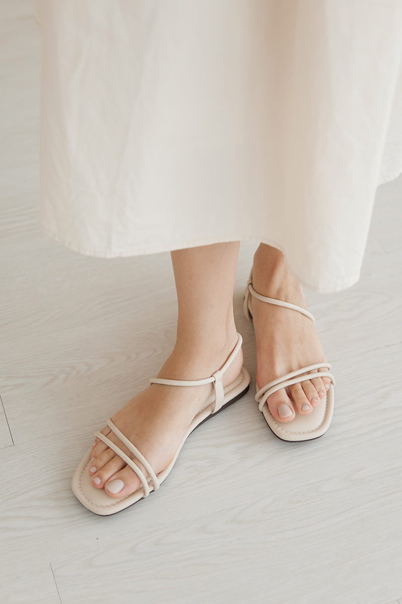 Jamie Cloud Sandals in Cream