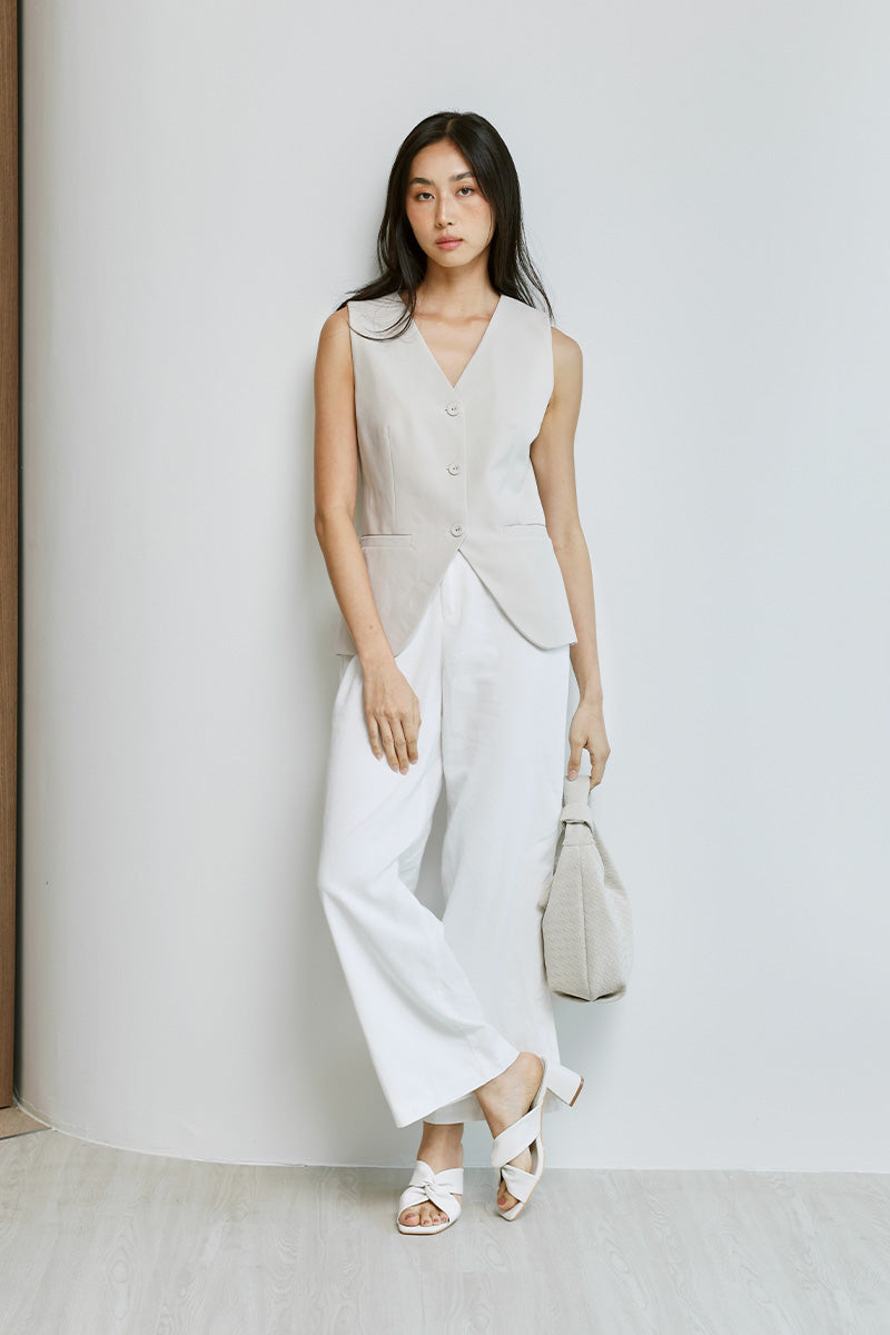 Kessie Knotted Block Heels in Cream