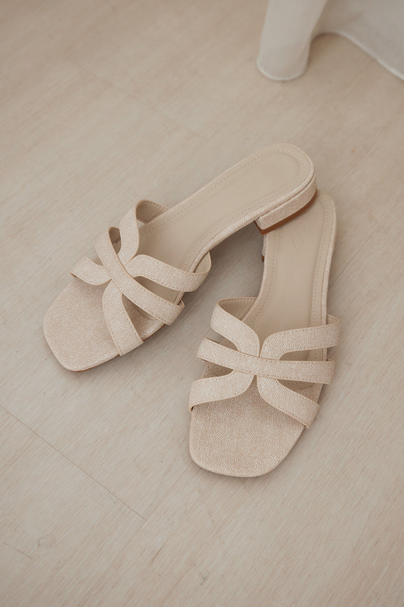 Levi Interlocking Sliders in Waterproof Linen