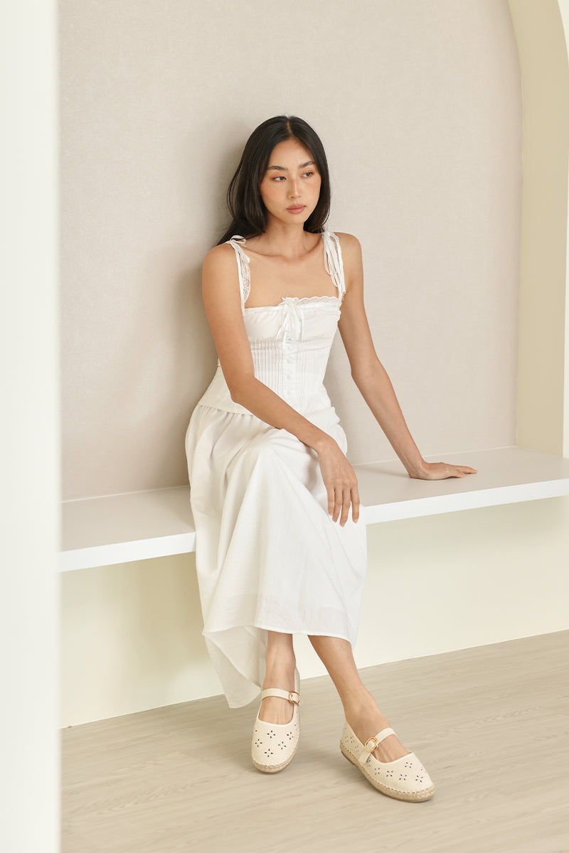 Loretta Maryjane Espadrille Flats in Waterproof Linen Embroidery