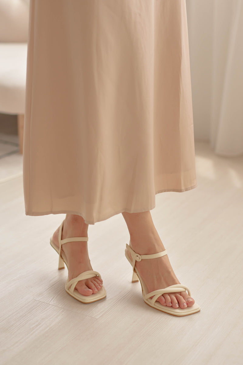 Lou Twist Sandal Heels in Cream