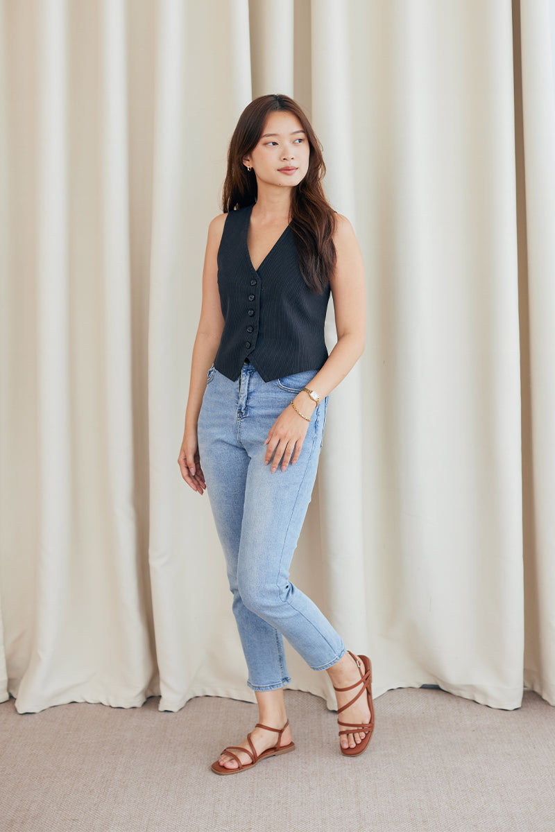 Romeo Strappy Sandals in Pecan