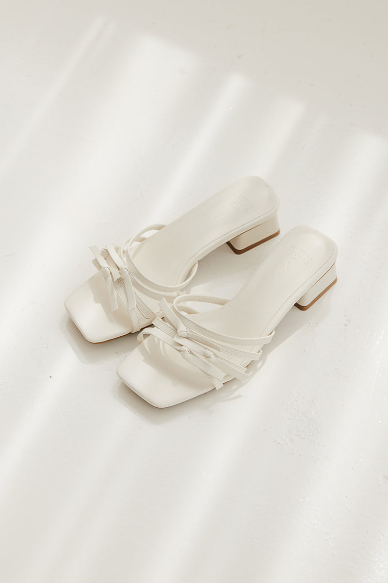 Rosetta Ribbon Heels in Cream