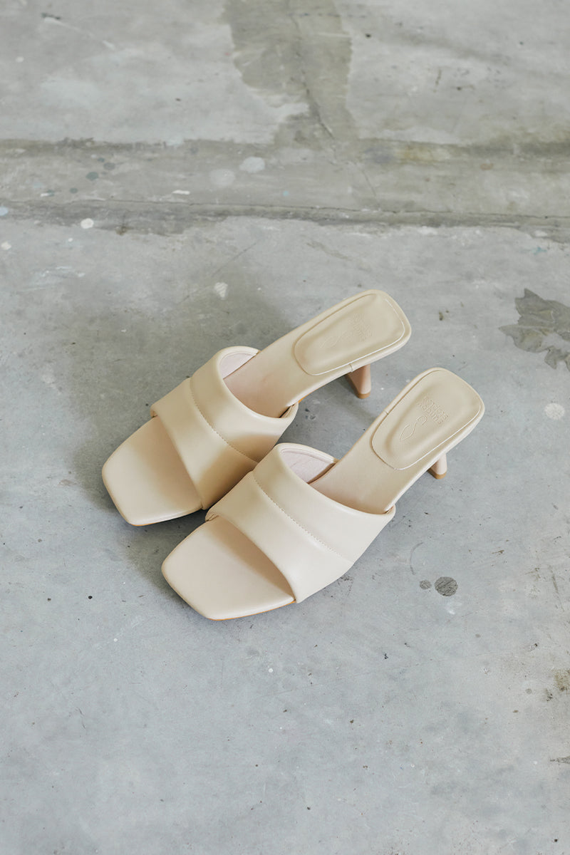 Taffy Puffy Heels in Cream