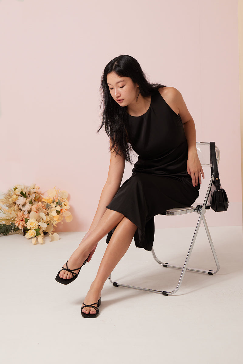 Tory Strappy Low Heels in Black – Sunday Staples