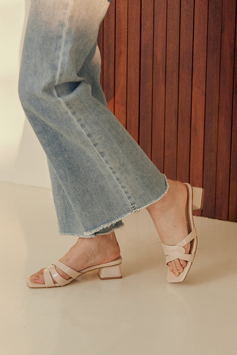 Yulia Interlocking Patent Heels in Nude