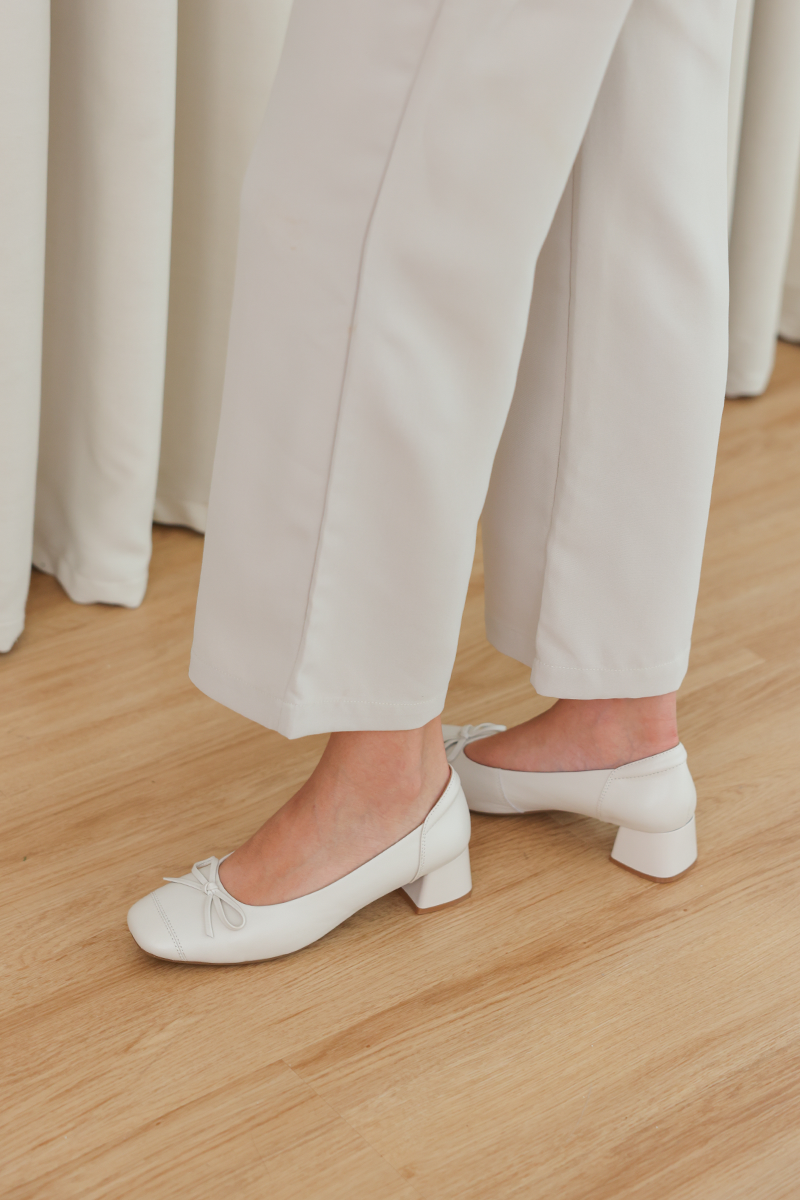 Florence Calf Leather Heels in Cream